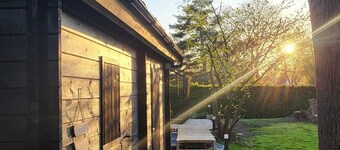 Cosy cabin on the banks of the Thérain - calm and nature