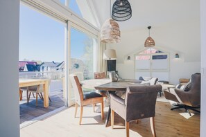 Dining - Vrbo Property (Zingst)