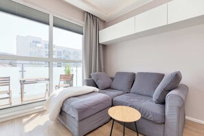 Living area - Chabrowa 22D Gdynia | Modern Apartment | Parking | Balcony (Gdynia)