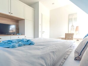 Room - Vrbo Property (Zingst)