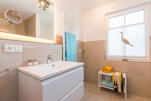 Bathroom - Vrbo Property (Zingst)