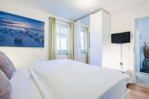 Room - Vrbo Property (Zingst)