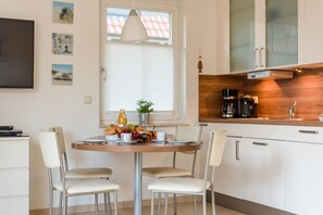 Dining - Vrbo Property (Zingst)