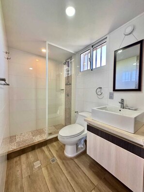 Bathroom - Luxury Apartment with Sea View and Terrace, 3 bedrooms (Nueva Esparta)