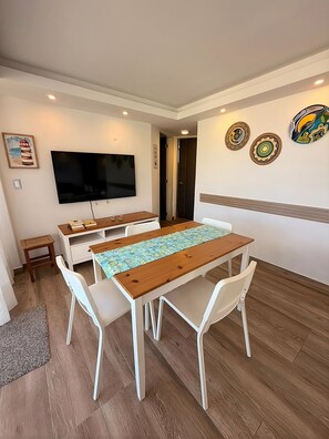 Dining - Luxury Apartment with Sea View and Terrace, 3 bedrooms (Nueva Esparta)