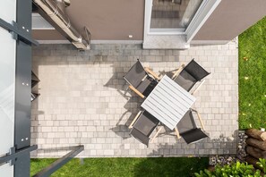 Outdoor dining - Vrbo Property (Zingst)