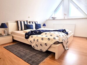 Room - Vrbo Property (Zingst)