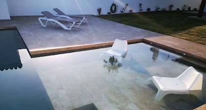 Cottage 'Casa La Gitanilla 2 Agradable' with Private Pool, Private Terrace and Wi-Fi