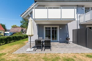 Outdoor dining - Vrbo Property (Zingst)