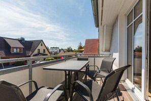 Outdoor dining - Vrbo Property (Zingst)