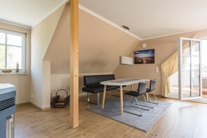 Dining - Vrbo Property (Zingst)