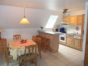 Dining - Vrbo Property (Marlow)