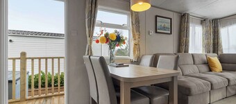 Woodleigh Country Lodge - Short Stays UK