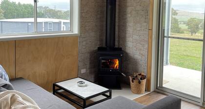 Farmstay cottage on picturesque farmland.15 minutes from Goulburn