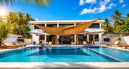 Beachfront Private Villa+pool+Gazebo+BBQ+6Bedrooms+7Bathrooms
