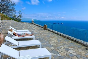 Villa, fumeurs | 4 chambres