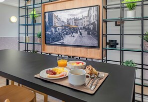 Frukostbuffé varje dag mot avgift
