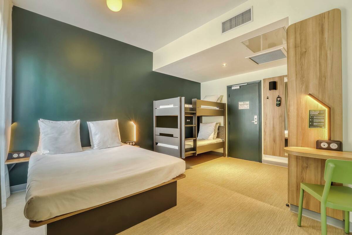 Quadruple Room, Non Smoking