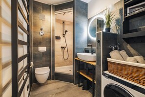 Bathroom - Vrbo Property (Prerow)