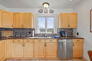 Fridge, microwave, oven, stovetop - Dharma Grove - Bask in the Light (Pittsfield)