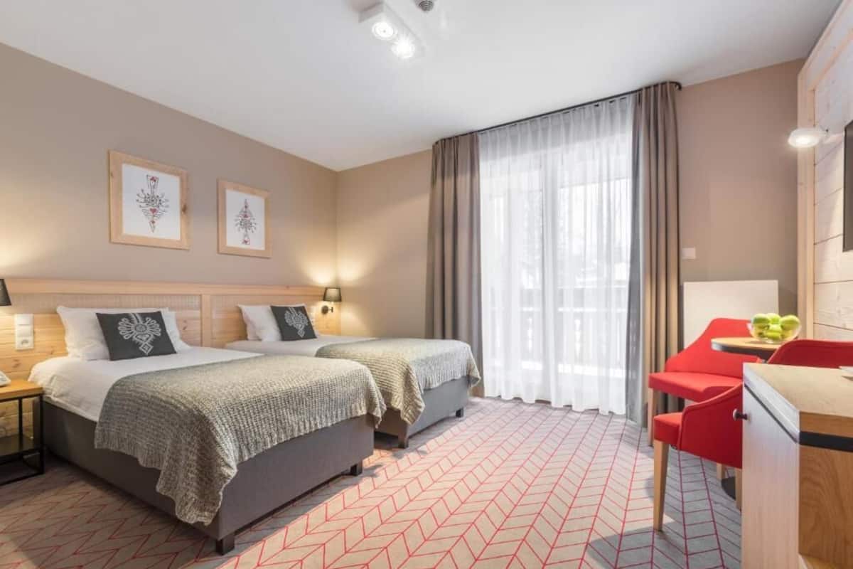 Classic Double or Twin Room, Balcony, Garden View