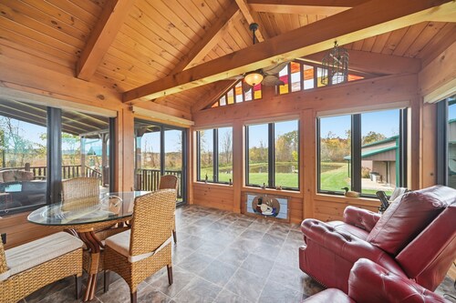 Experience the quiet beauty of the Amish countryside at Sprinkle Bottom Lodge.