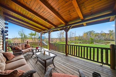 Experience the quiet beauty of the Amish countryside at Sprinkle Bottom Lodge.