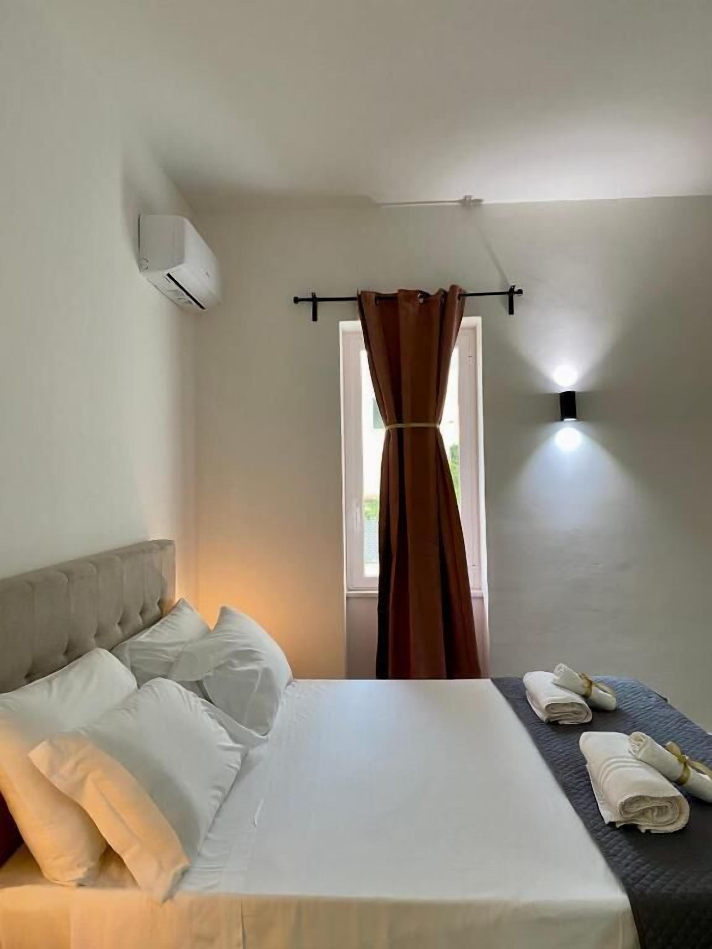 Kamar Double, pemandangan halaman