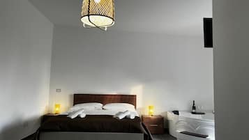 Suite, Balcony, Garden View