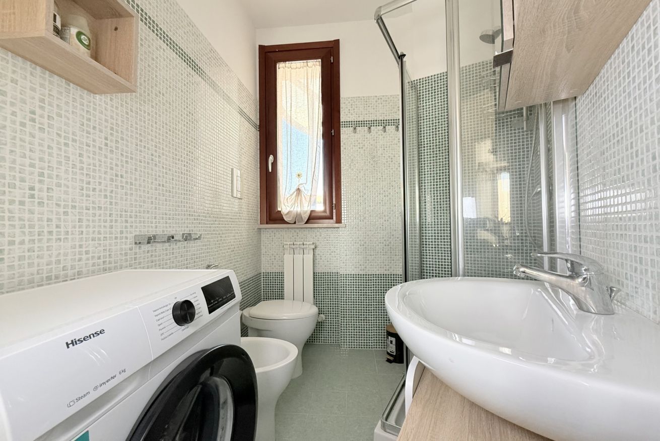 Doccia, bidet, asciugamani