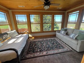 Interior - Spacious Estate that sleeps 16 near Watauga Lake - walk to Villa Nove Vineyards! (Butler)