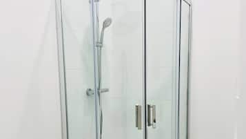 Apartment, 2 Bedrooms | Bathroom