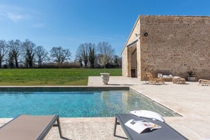 Pool - Vrbo Property (Arles)