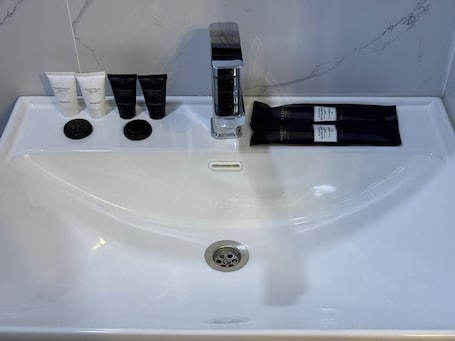 Miscellaneous. Toi At-Bashy hotel