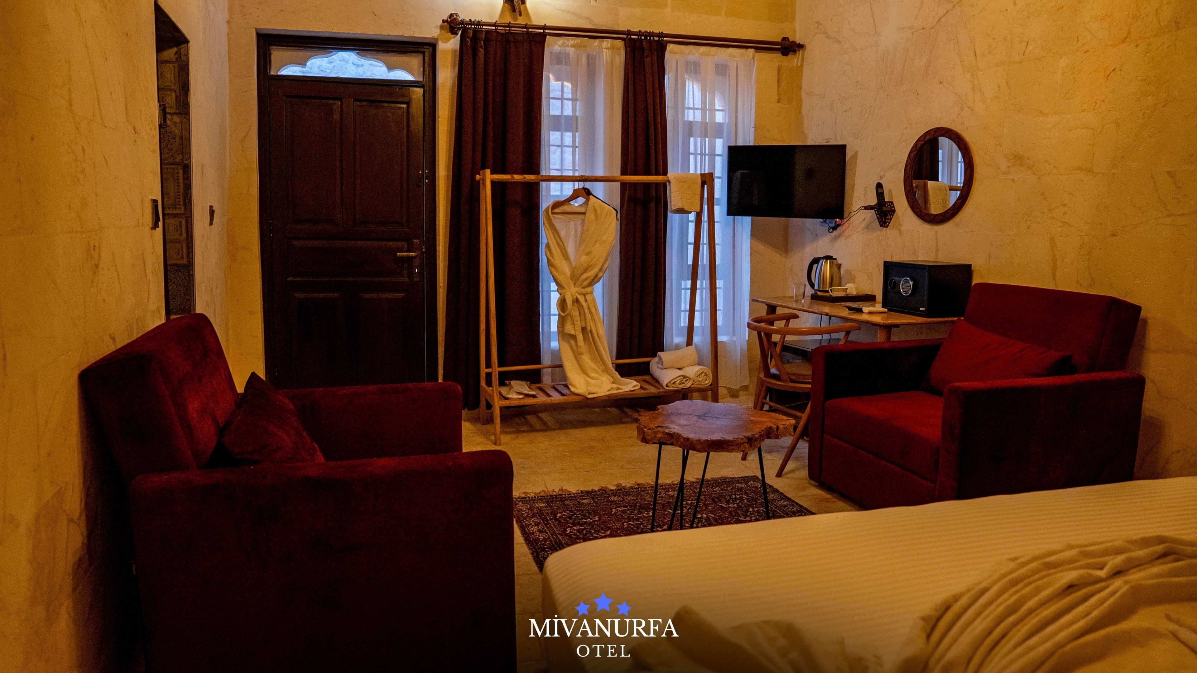 Family Double Room | Egyptian cotton sheets, premium bedding, minibar (free items), desk