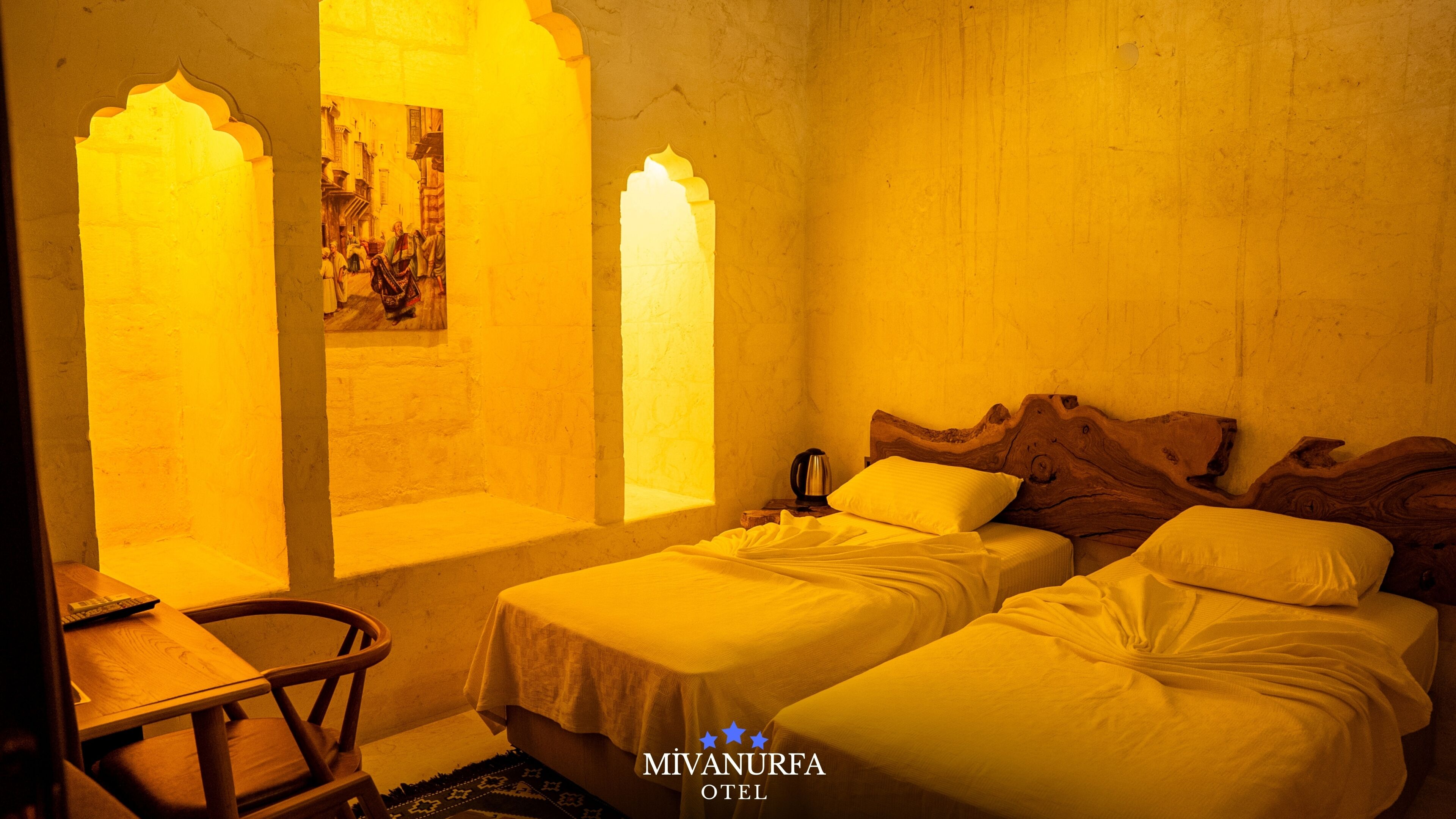 Comfort Twin Room | Egyptian cotton sheets, premium bedding, minibar (free items), desk