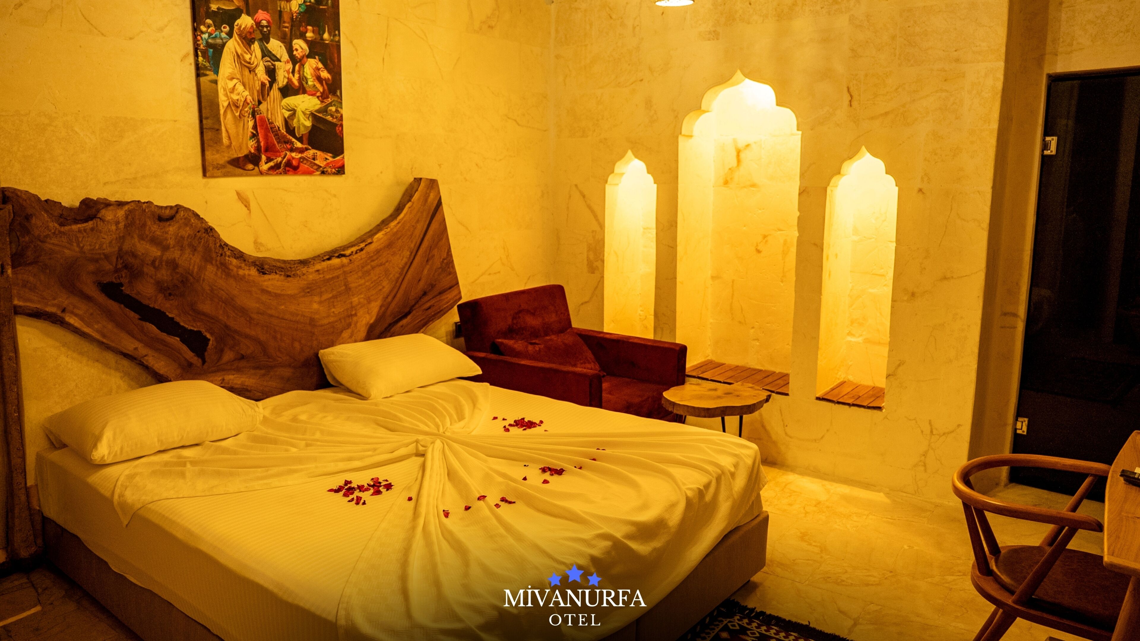 Elite Double or Twin Room | Egyptian cotton sheets, premium bedding, minibar (free items), desk
