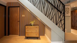Interior - Sandford House - Townhouse in Regency Cheltenham, Sleeps 8 (Cheltenham)