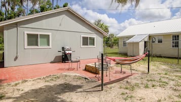 Maison, patio, vue jardin | Terrasse/Patio