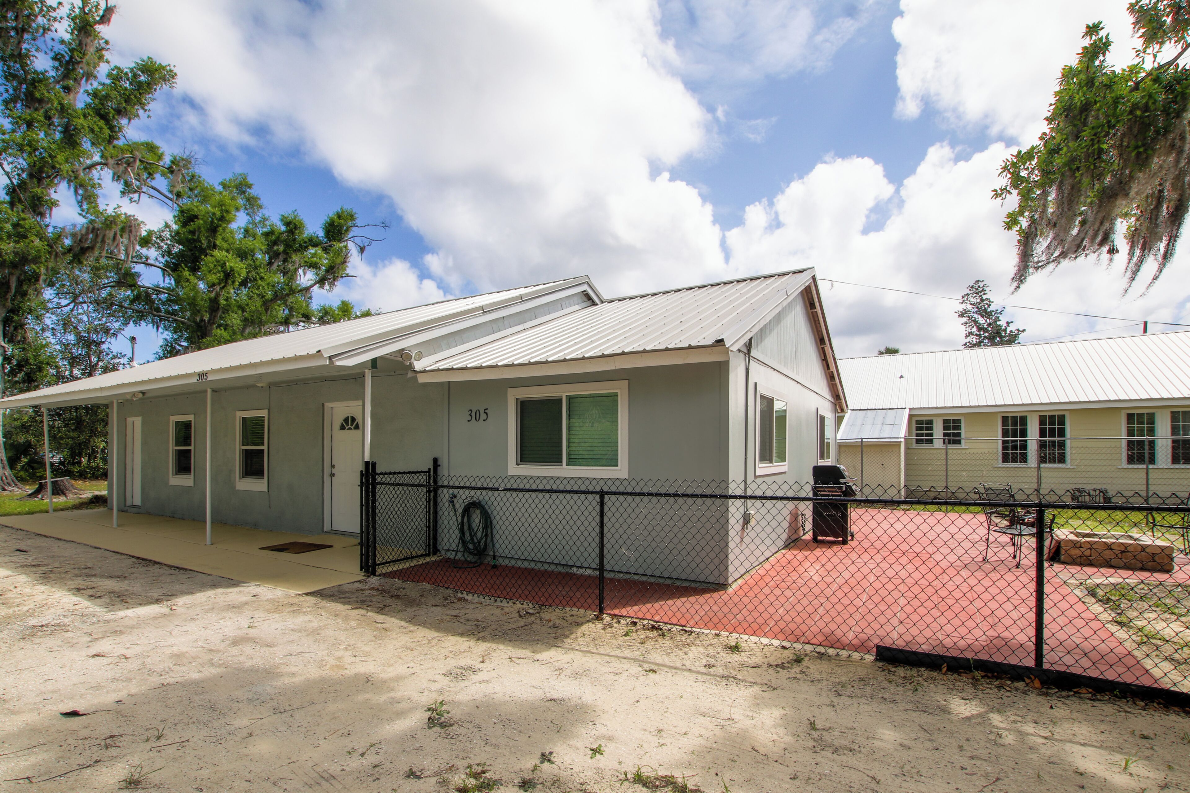 Ferienhaus, Terrasse, Gartenblick | Außenbereich