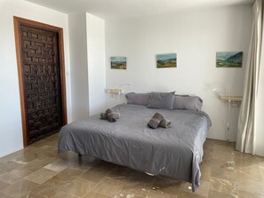 4 bedrooms, internet, bed sheets - House with panoramic view of Granada - 10 guests (Granada)