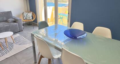 Appartement climatisé vue port - 6 pers.