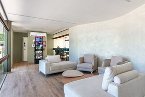Apartment | Lobby - Flat 2 quartos-Beira mar-Carneiros-SH155 (Tamandaré)