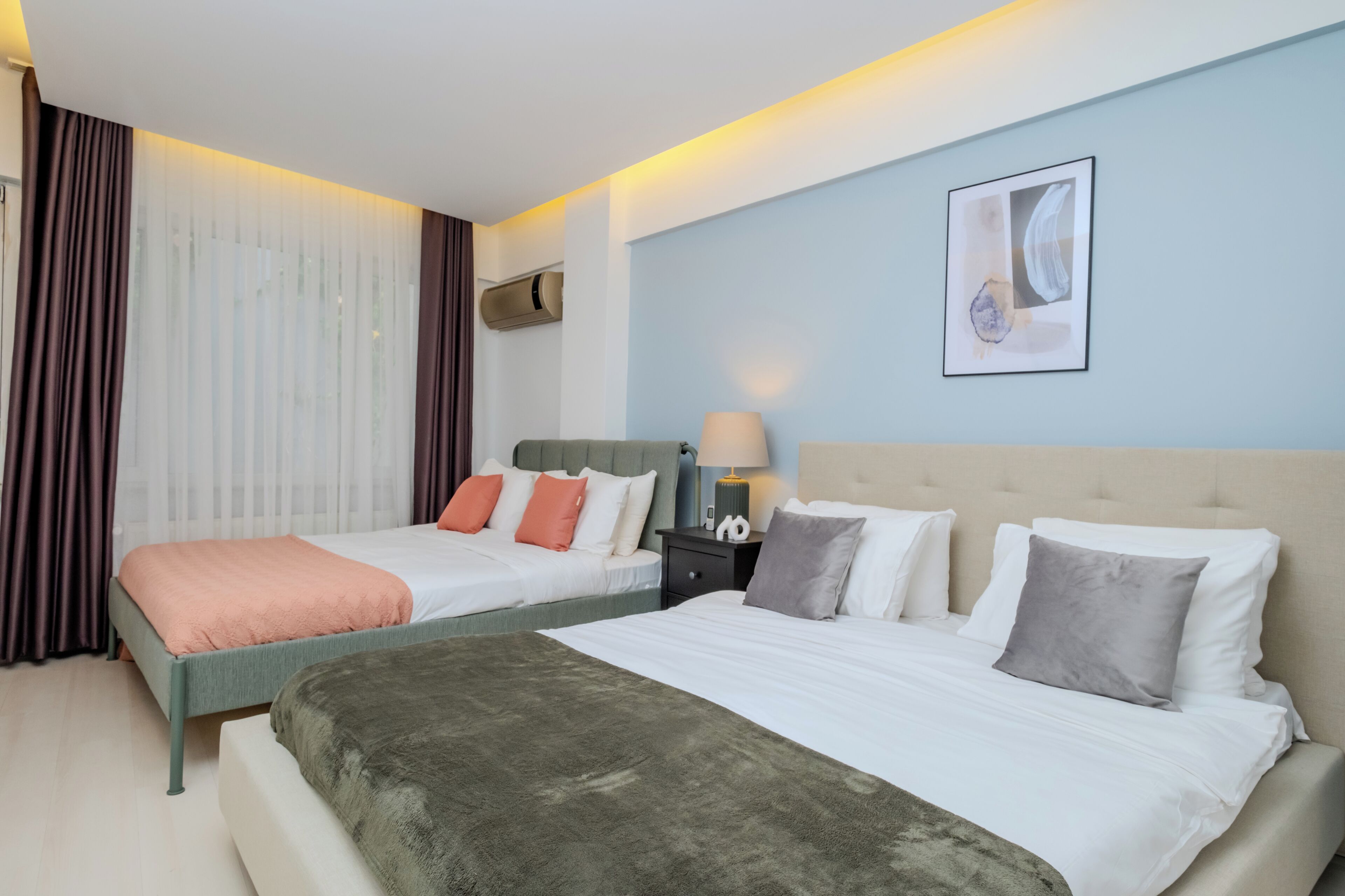 3 bedrooms, iron/ironing board, WiFi, bed sheets