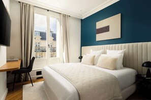 4 bedrooms, iron/ironing board, travel cot, WiFi - Montaigne Collection V 4BR 8PPL Duplex with AC (Paris)