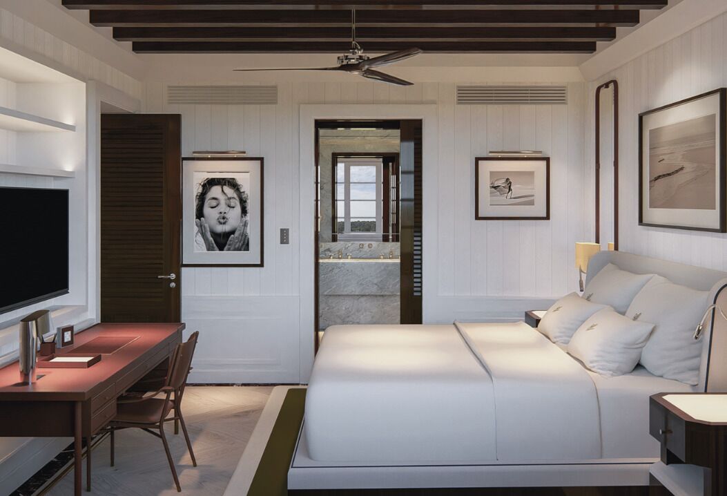 Premier Suite | Minibar, in-room safe, desk, laptop workspace