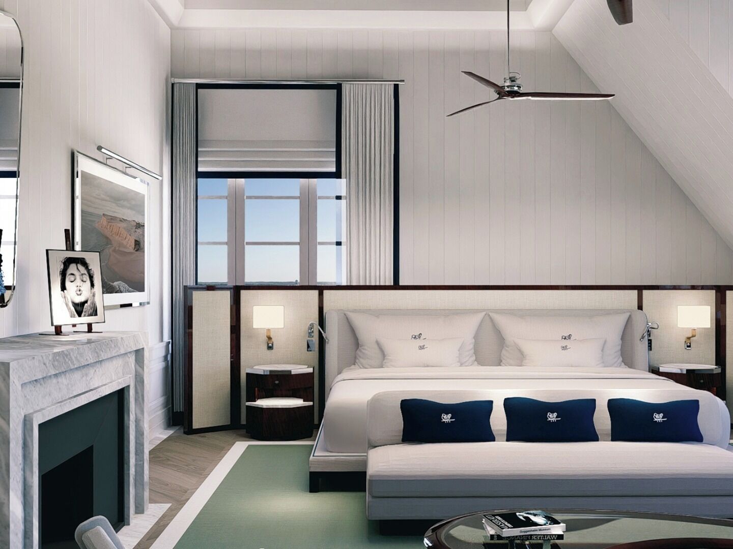 Penthouse (Doge Suite) | Minibar, in-room safe, desk, laptop workspace