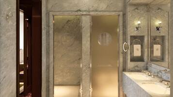 Deluxe Suite | Bathroom