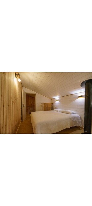 Room - Vrbo Property (Ondres)