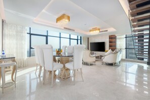 Duplex, City View | Interior -  Smaya Holiday Homes -Square Tower (Dubai)